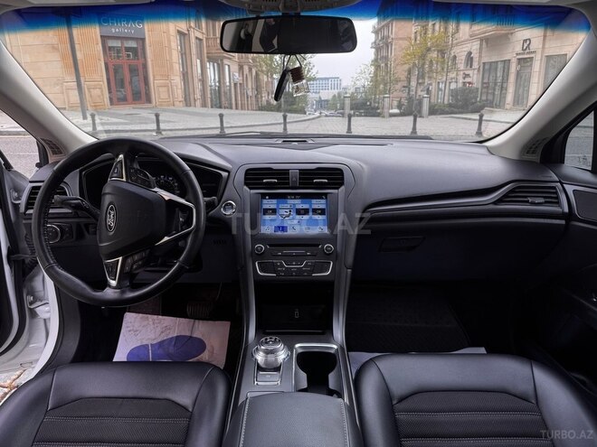 Ford Fusion (North America)-8