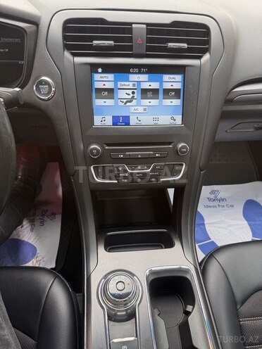 Ford Fusion (North America)-2