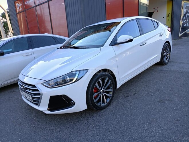 Hyundai Avante 2016, 180,000 km - 1.6 l - Bakı