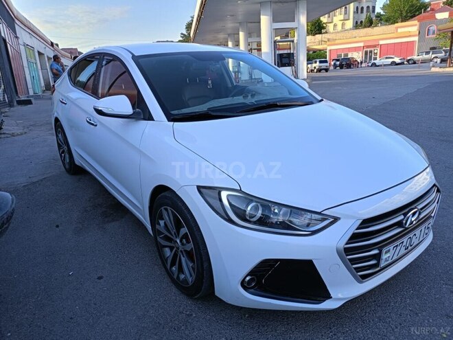 Hyundai Avante 2016, 180,000 km - 1.6 l - Bakı