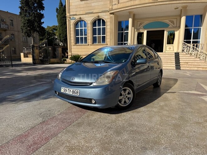 Toyota Prius-4