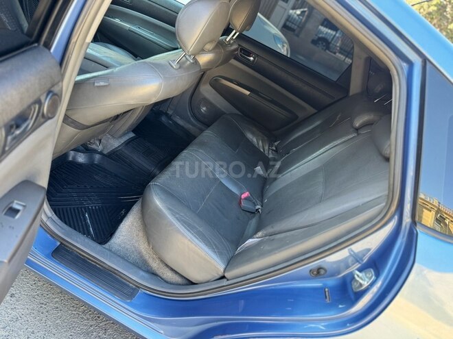 Toyota Prius-13