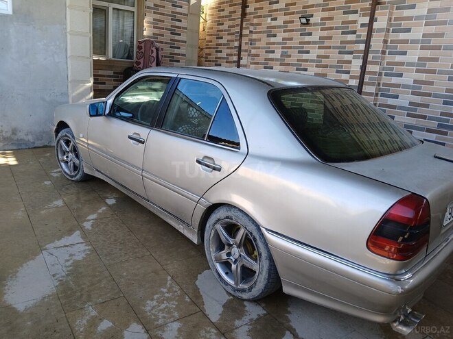 Mercedes C 220 d 2000, 750,000 km - 2.2 l - Bakı