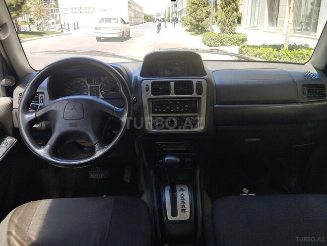 Mitsubishi Pajero io 1999, 377,772 km - 1.8 л - Bakı