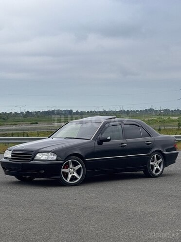 Mercedes C 230 1999, 280,000 km - 2.3 л - Astara
