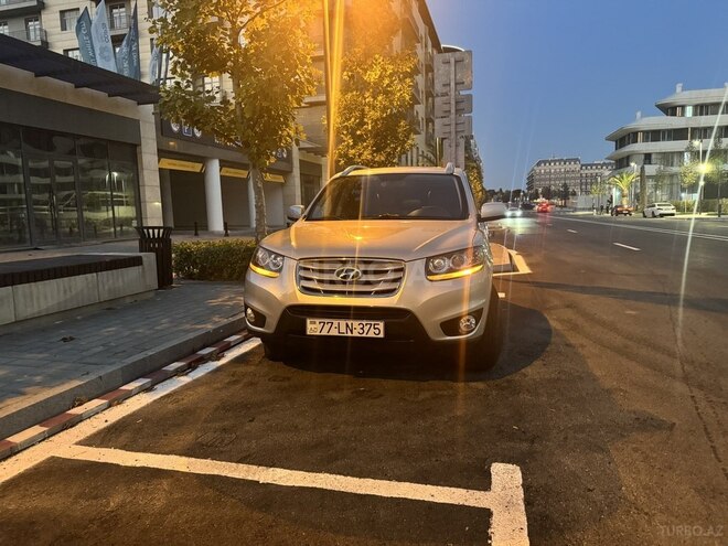 Hyundai Santa Fe 2010, 192,000 km - 2.0 л - Bakı