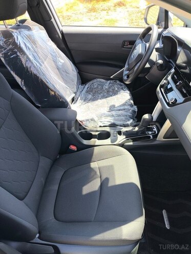 Toyota Corolla Cross 2025, 0 km - 2.0 л - Sumqayıt