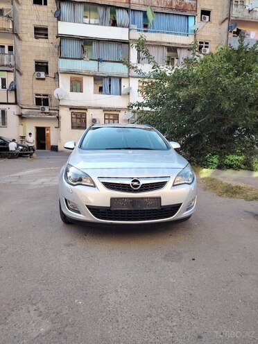 Opel Astra 2011, 240,210 km - 1.3 l - Ağdaş