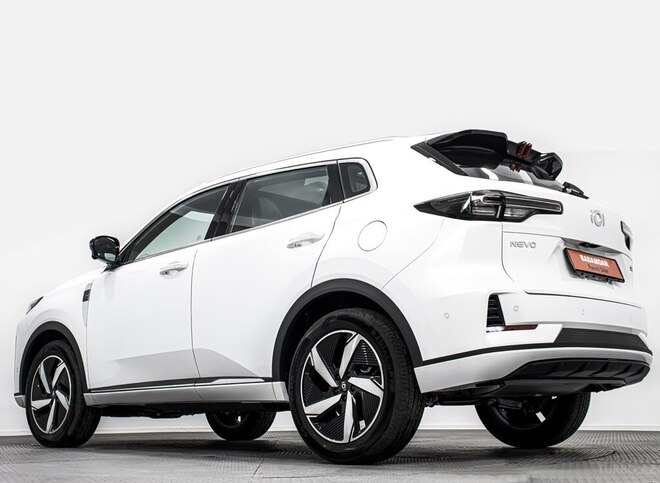 Changan Nevo Q05-4