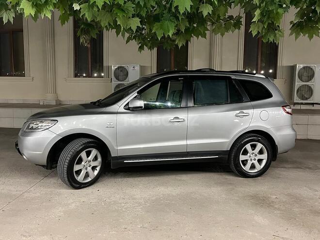 Hyundai Santa Fe-5