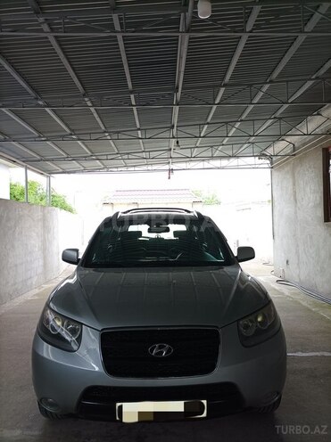 Hyundai Santa Fe-6