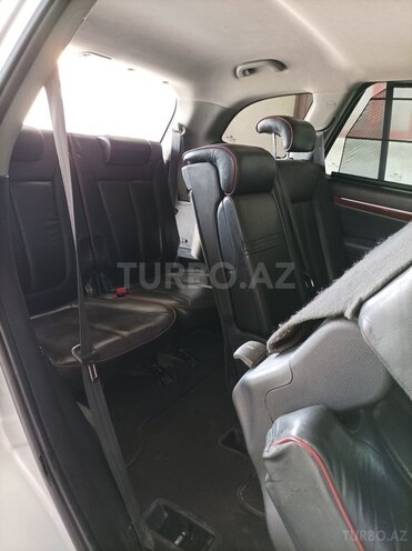 Hyundai Santa Fe-11