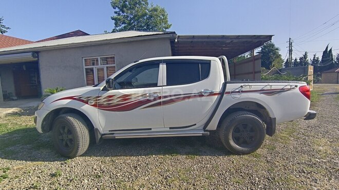 Mitsubishi L200 2011, 220,000 km - 2.5 l - Astara