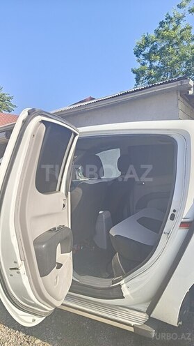 Mitsubishi L200 2011, 220,000 km - 2.5 l - Astara