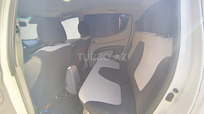 Mitsubishi L200 2011, 220,000 km - 2.5 l - Astara