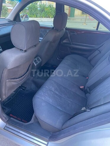 Mercedes E 220 d 1999, 300,000 km - 2.2 l - Bakı
