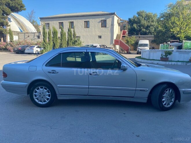 Mercedes E 220 d 1999, 300,000 km - 2.2 l - Bakı