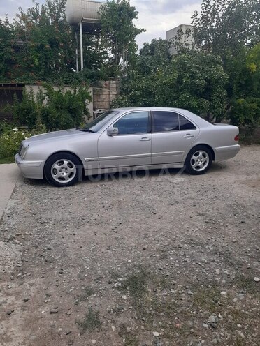 Mercedes E 270 2000, 484,115 km - 2.7 l - Şirvan