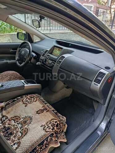 Toyota Prius-6