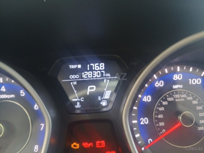 Hyundai Elantra 2013, 208 km - 1.8 л - Tovuz