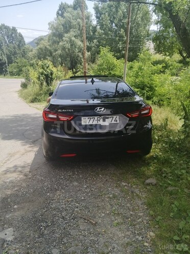 Hyundai Elantra 2013, 208 km - 1.8 л - Tovuz