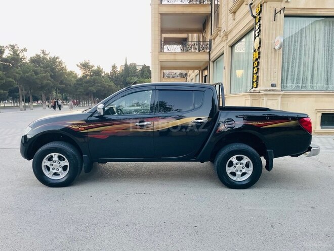 Mitsubishi L200 2009, 280,000 km - 2.5 l - Xırdalan
