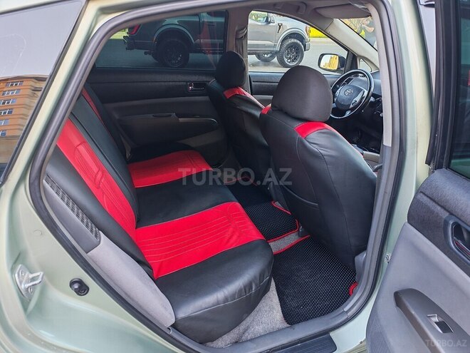 Toyota Prius-10