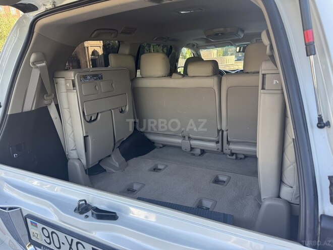 Toyota Land Cruiser-14