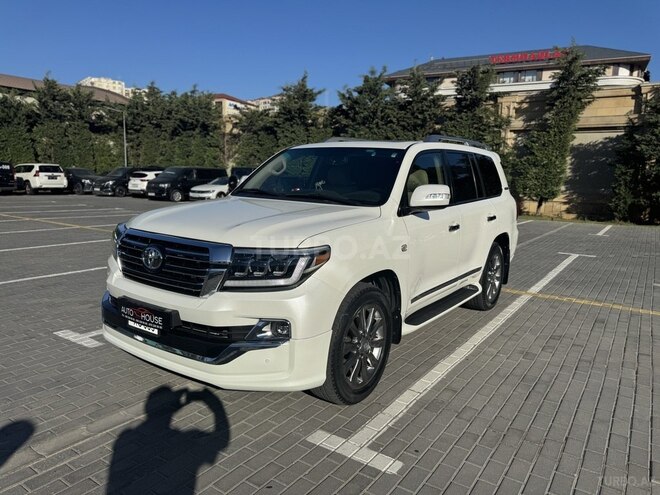 Toyota Land Cruiser-15