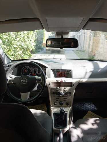 Opel Astra 2007, 242,000 km - 1.4 l - Bakı