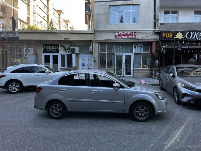 Kia Rio 2009, 270,000 km - 1.5 l - Bakı