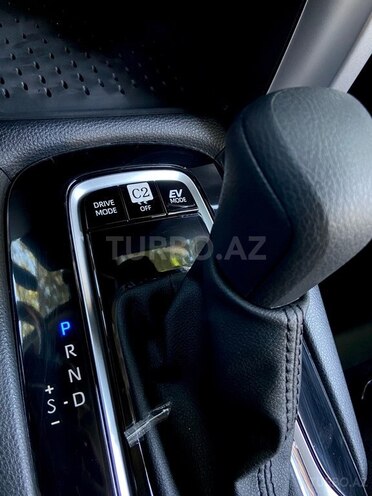 Toyota Corolla Cross 2025, 0 km - 2.0 l - Bakı