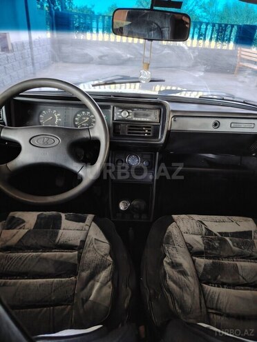 LADA (VAZ) 2107 2000, 200,000 km - 1.6 l - Salyan