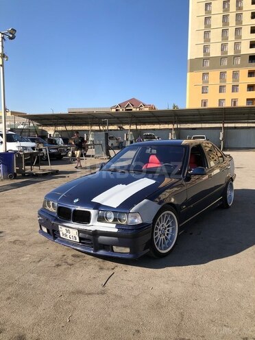 BMW 320 1993, 377,000 km - 2.0 l - Bakı