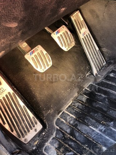 BMW 320 1993, 377,000 km - 2.0 l - Bakı
