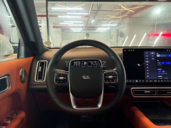 Li Auto L9 2025, 0 km - 1.5 l - Bakı