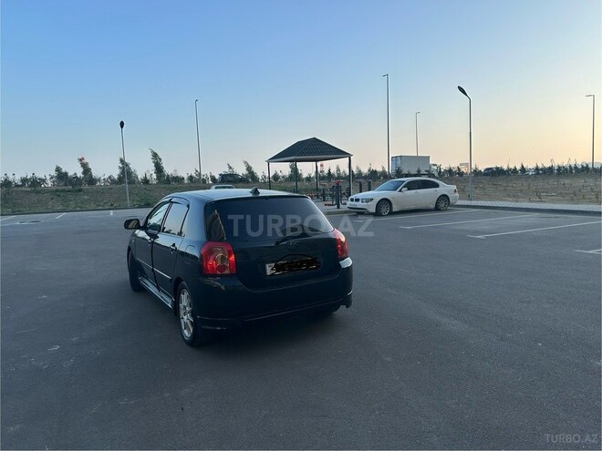 Toyota Corolla 2005, 248,000 km - 1.4 l - Bakı