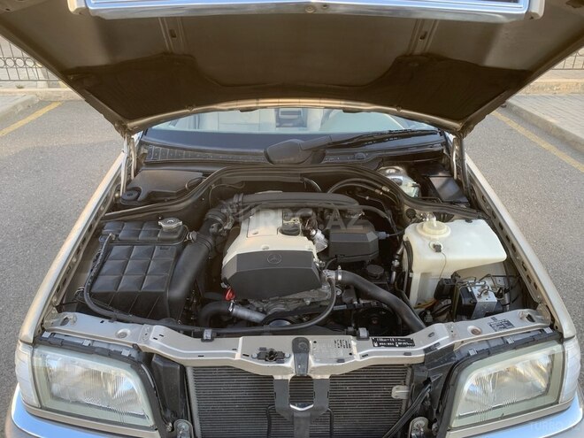 Mercedes C 200 1998, 241,000 km - 2.0 л - Bakı