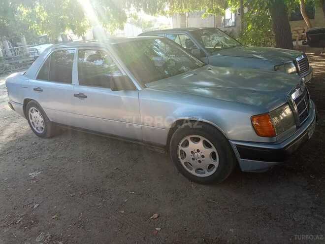 Mercedes E 200 1986, 565,890 km - 2.0 l - Sabirabad