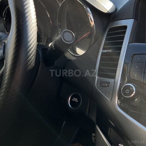 Chevrolet Cruze 2015, 268,111 km - 1.4 л - Sumqayıt