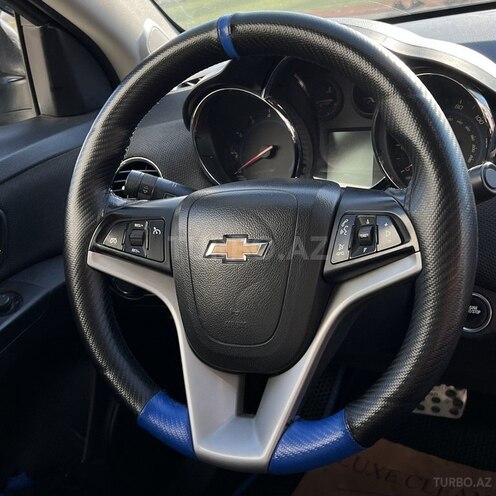 Chevrolet Cruze 2015, 268,111 km - 1.4 л - Sumqayıt