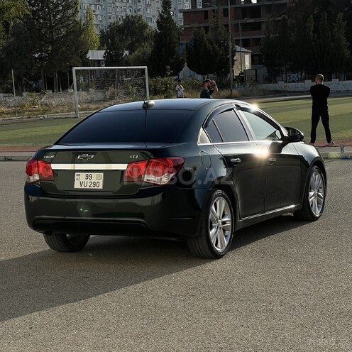 Chevrolet Cruze 2015, 268,111 km - 1.4 л - Sumqayıt