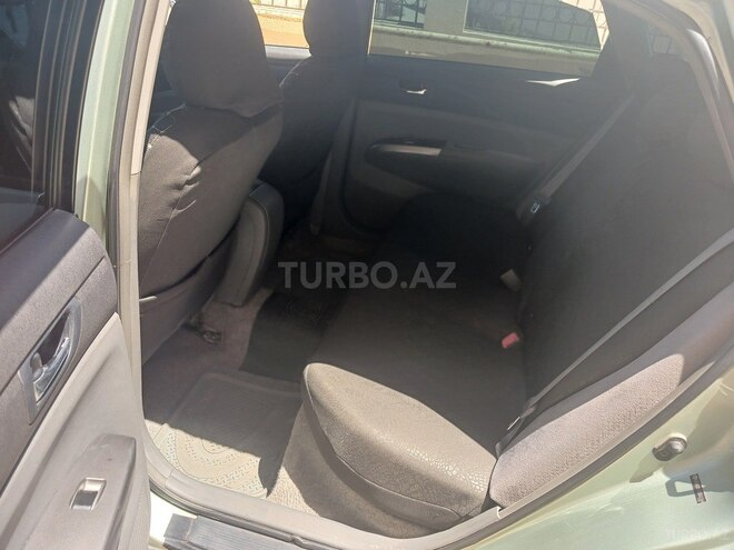 Toyota Prius-7