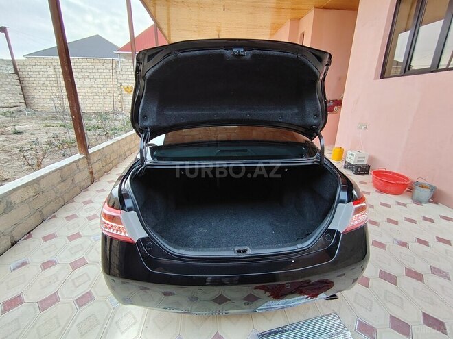 Toyota Camry-9
