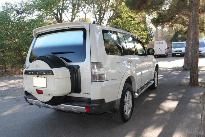Mitsubishi Pajero 2008, 307,000 km - 3.2 l - Bakı