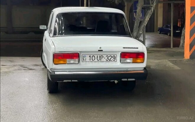 LADA (VAZ) 2107 1985, 180,000 km - 1.6 л - Bakı