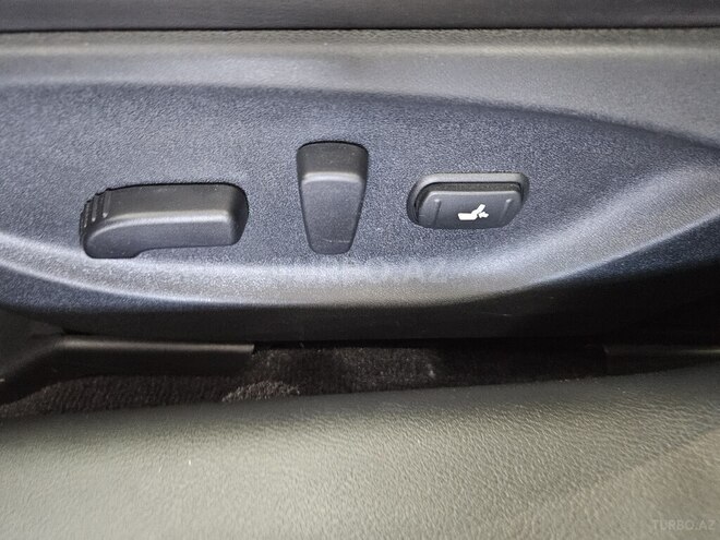 Infiniti Q50S-8