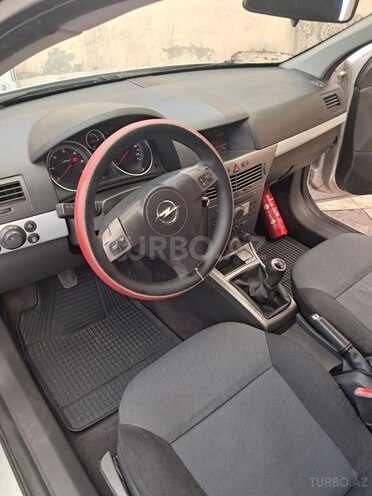 Opel Astra 2005, 335,000 km - 1.3 l - Bakı