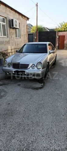Mercedes E 270 1999, 504,123 km - 2.7 l - Bakı
