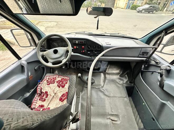 Mercedes Sprinter 208 1995, 296,535 km - 2.5 л - Qazax
